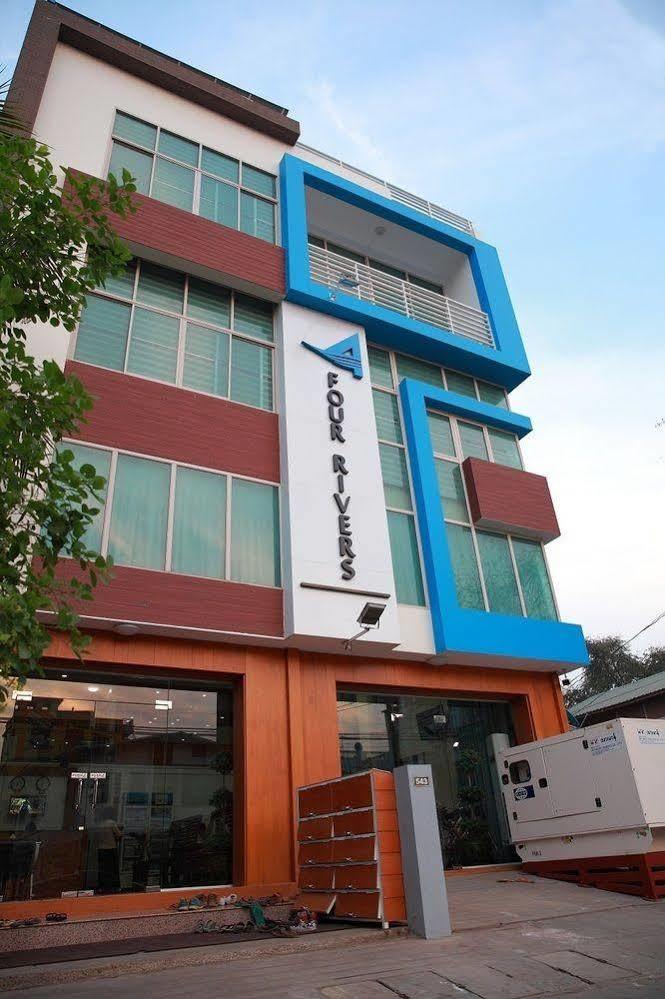 Four Rivers B&B Mandalay Exterior foto